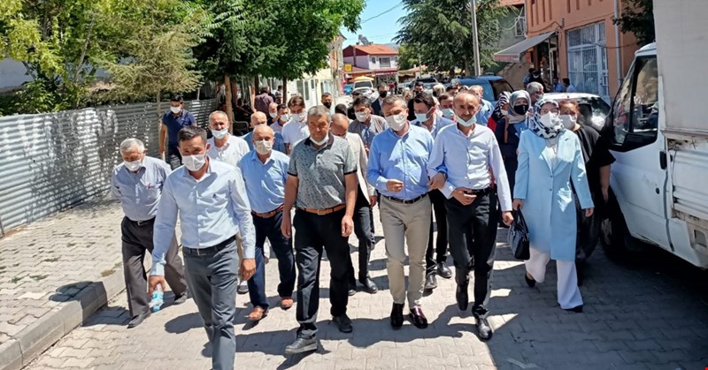 Güner ;AK Parti iktidarının kıymetini bilmeliyiz