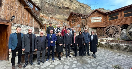 Safranbolu Belediye Başkanı Düzce'den gelen heyete turizmi anlattı