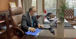 Vali Mustafa Tutulmaz "Yılın Fotoğrafları"nı oyladı