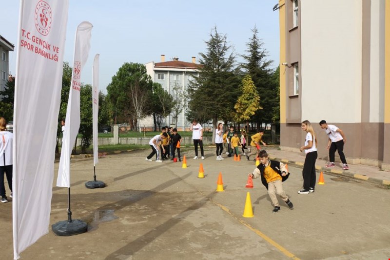 İFET - İlkokul Fiziksel Etkinlikleri Oyunları Devam Ediyor
