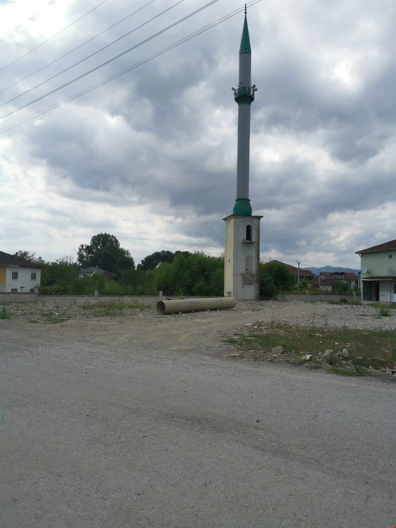 İYİ PARTİ TEŞKİLATI DÜZCE’DE YIKILAN CAMİLERİN DURUMUNU SORDU