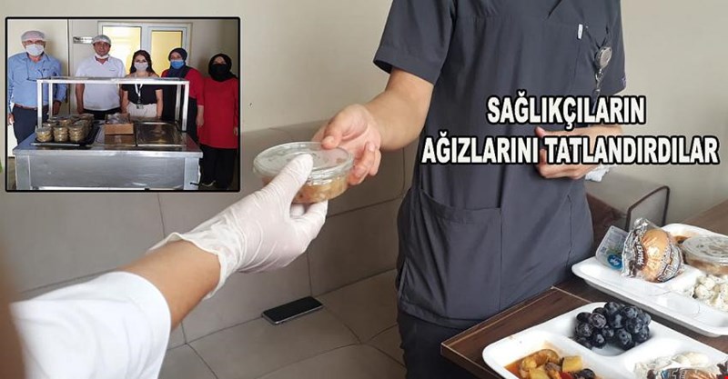 İYİ PARTİ HASTANEDE AŞURE DAĞITTI