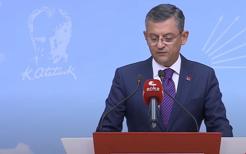Barış Yarkadaş'tan Özgür Özel'e sert tepki: Hepiniz oradaydınız…