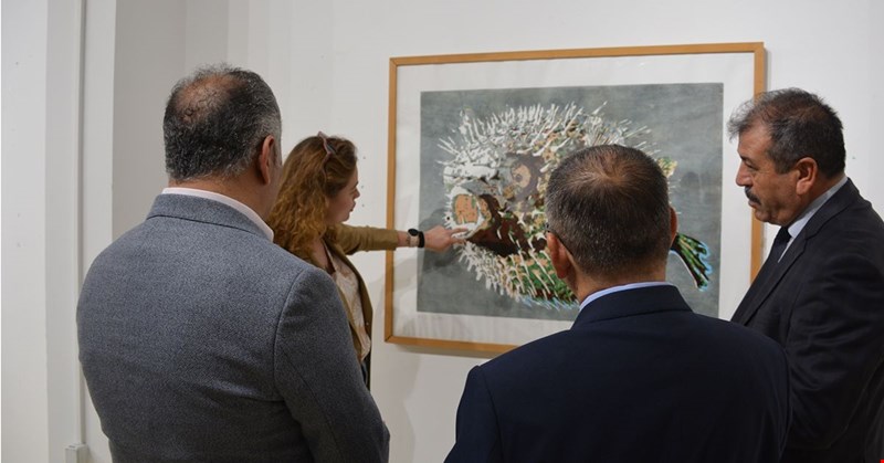 “CUMHURİYET: Geçmişten Geleceğe İzler III” Sergi Ziyaretçilere Açıldı