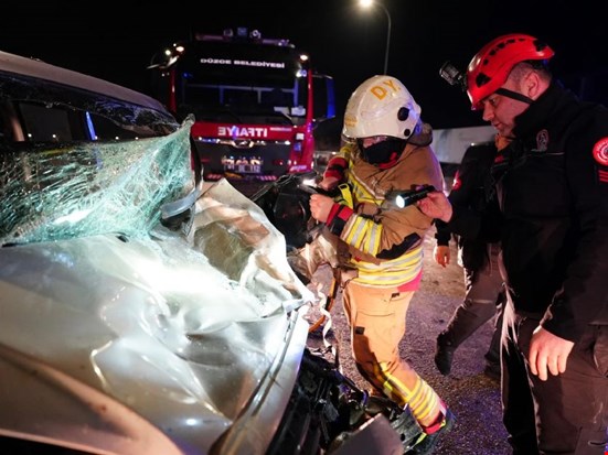 DÜZCE İTFAİYESİ BAYRAM TATİLİNDE 36 OLAYA MÜDAHALE ETTİ