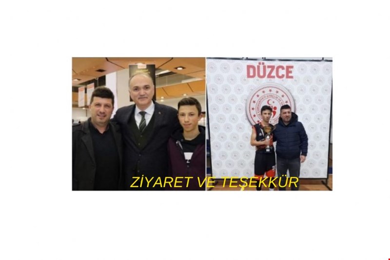 DÜZCE TURGUT ÖZAL LİSESİ ÖĞRENCİ VELİSİ OLARAK BELEDİYE BAŞKANIMIZ DR.FARUK ÖZLÜ'yü her zaman desteğini hissettik.