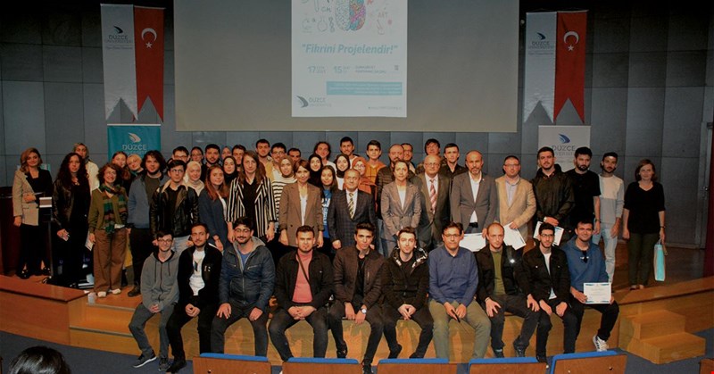 Düzce Üniversitesi’nden 2209 TÜBİTAK Öğrenci Araştırma Projesi Tanıtım Semineri