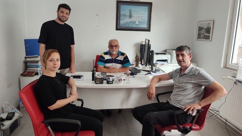 DÜZCE VALİLİĞİ BASIN MÜDÜRÜ GAZETEMİZİ ONURLANDIRDI