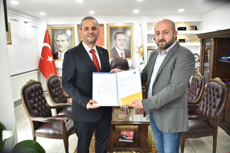DÜZCE'NİN EVLADI ADAYLIĞINI AÇIKLADI