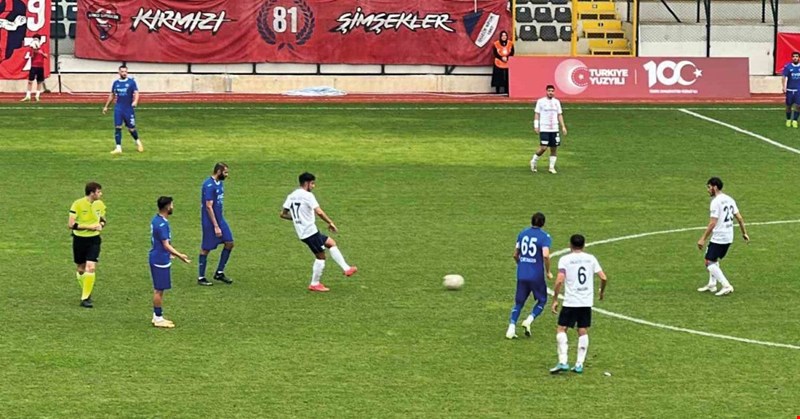 DÜZCESPOR KUŞADASINI 3-1 MAĞLUP ETTİ