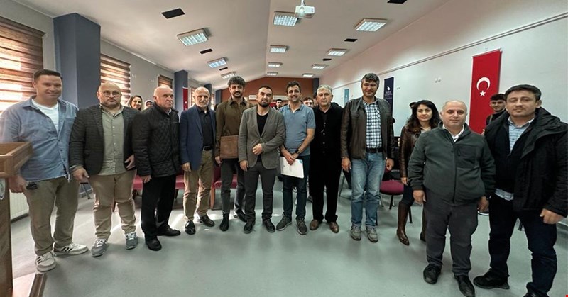 “Kalp Hastalıkları ve Yaşam Tarzı” Başlıklı Konferans Düzenlendi
