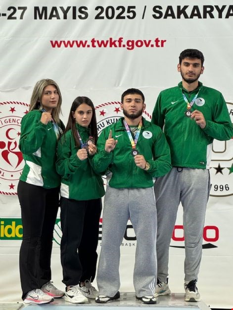 Öğrencilerimiz, Wushu Türkiye Şampiyonası’ndan Madalyalarla Döndü